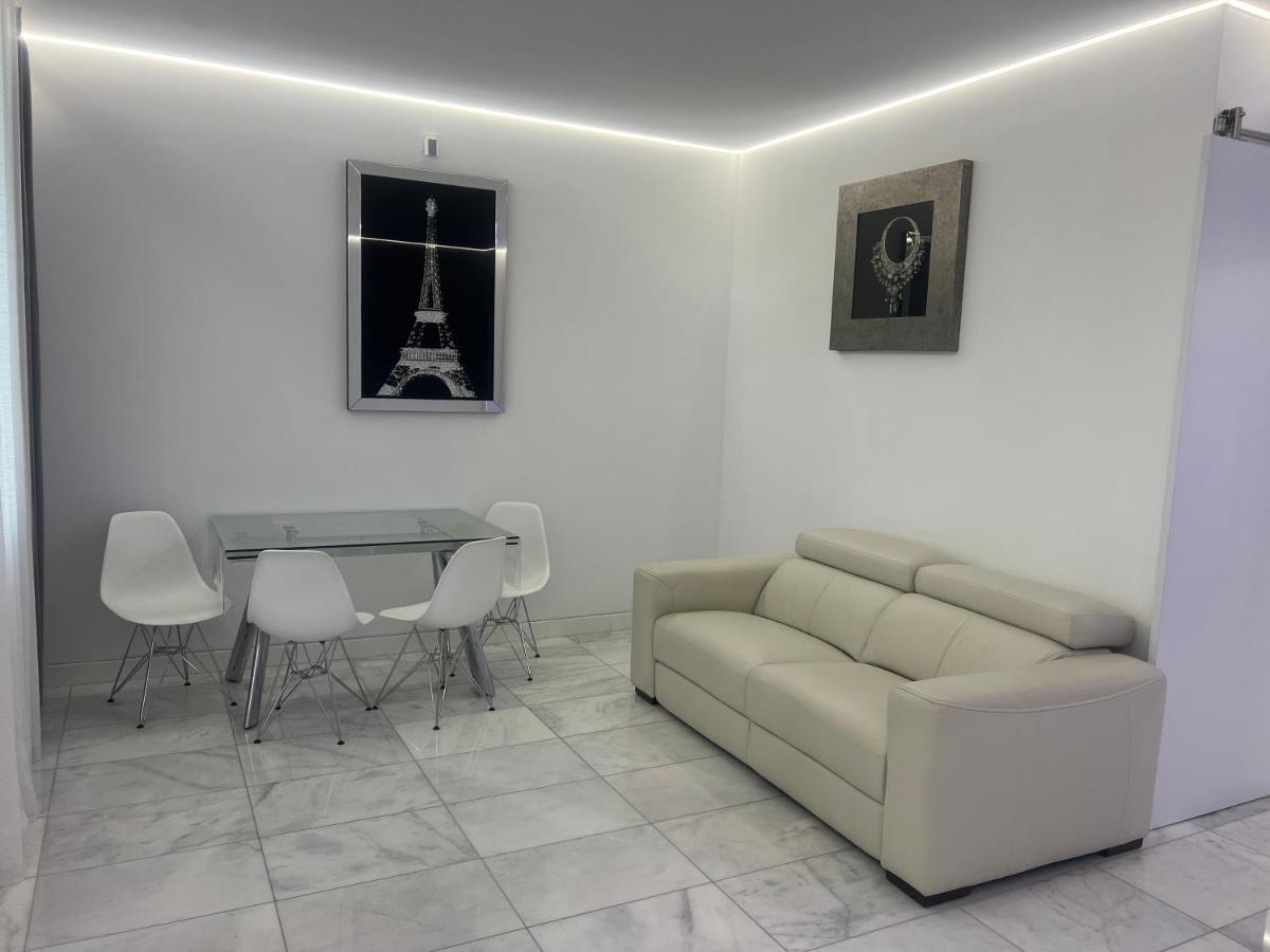 Deluxe House Valencia Villa ภายนอก รูปภาพ