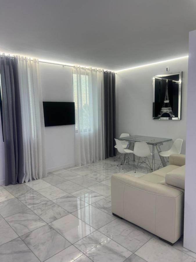 Deluxe House Valencia Villa ภายนอก รูปภาพ