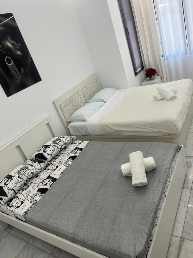 Deluxe House Valencia Villa ภายนอก รูปภาพ
